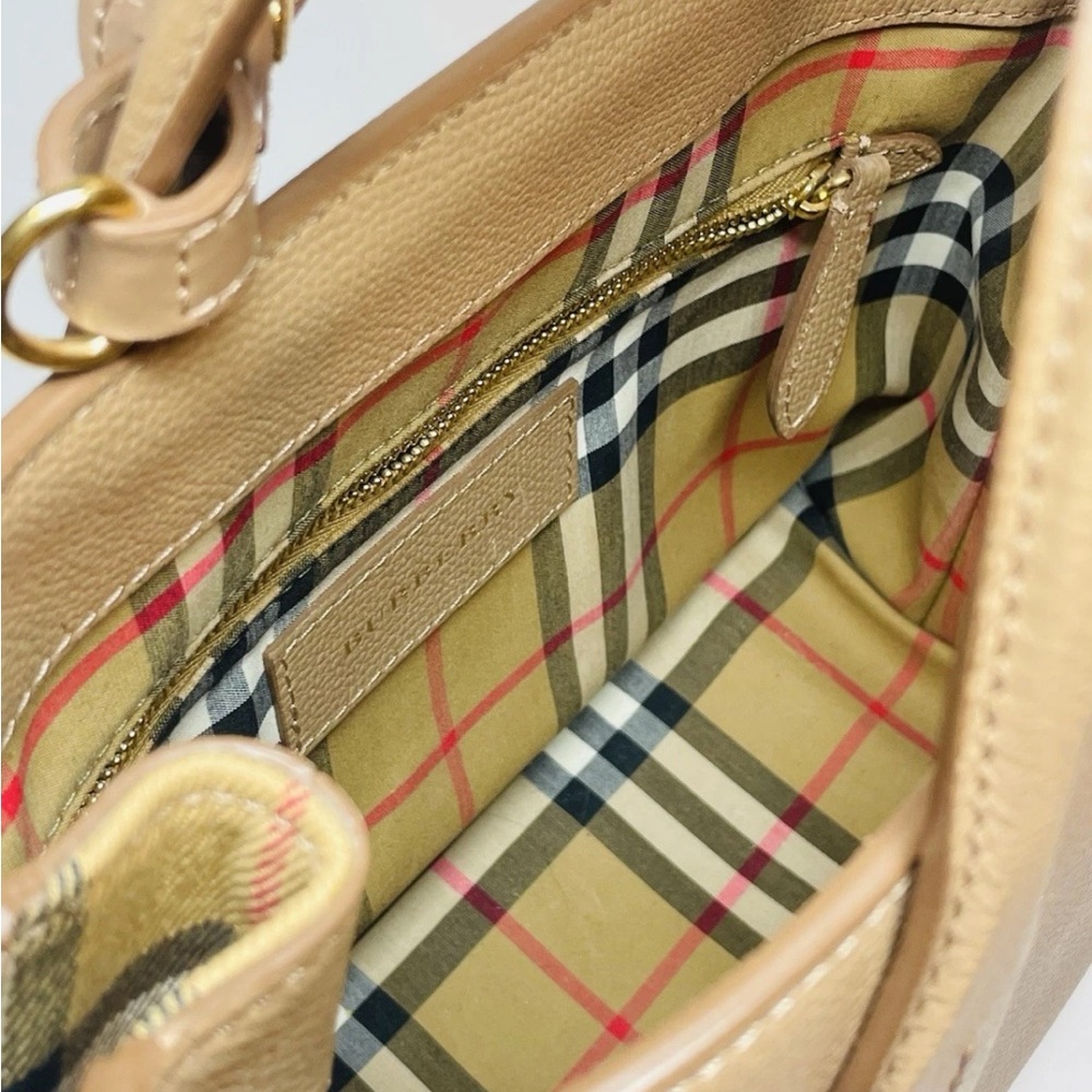 Beautiful Beige Burberry Banner Tote Bag. - Picture 7 of 17